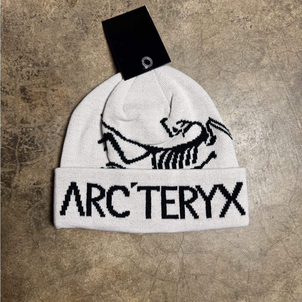 Arc’teryx beanie